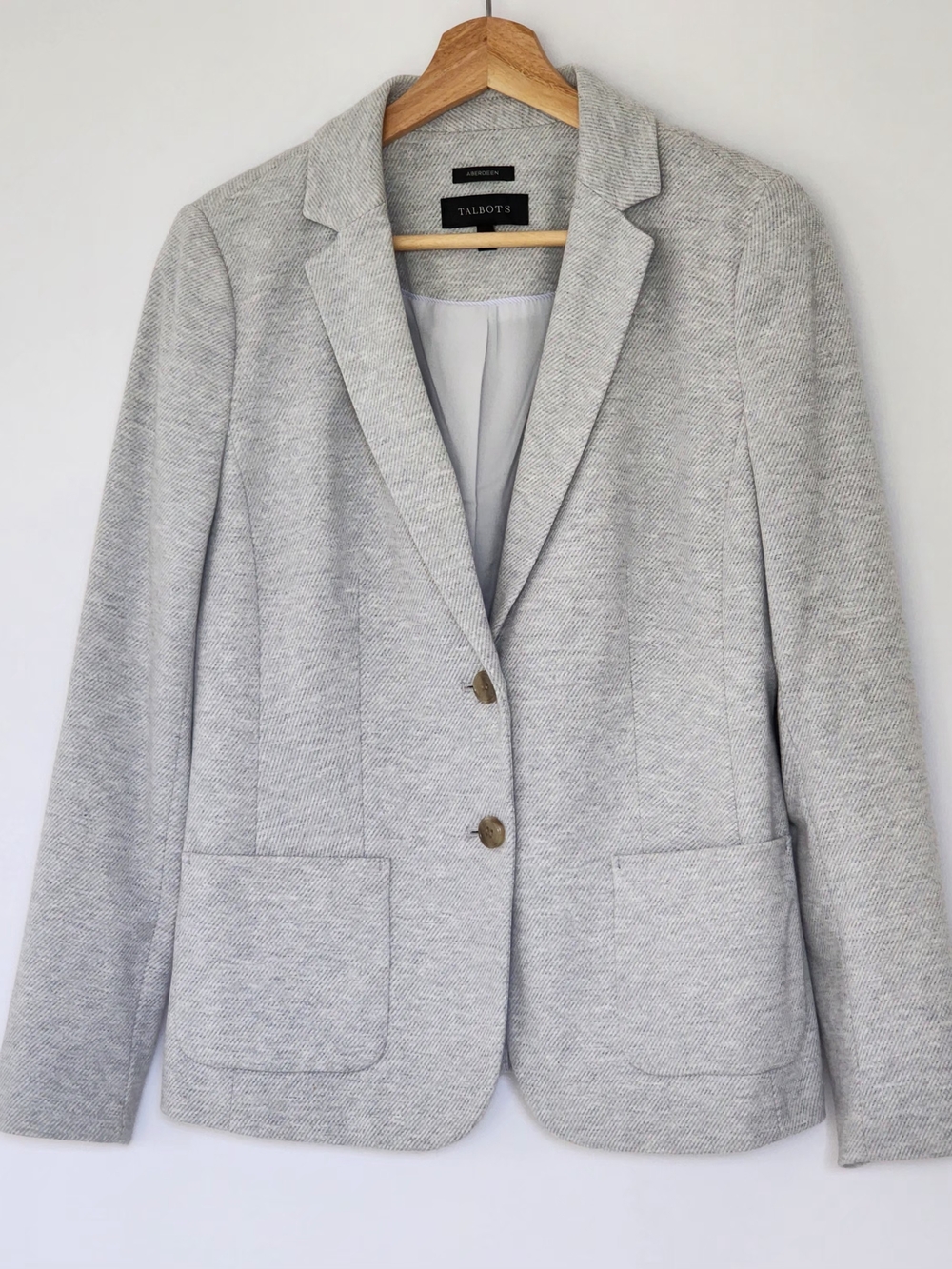 Talbots Aberdeen Heather Gray Women's Two-Button Blazer Sz 4 Chic